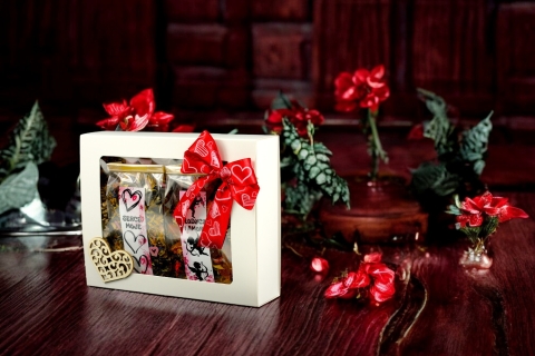 Zestaw HERBAT NA WALENTYNKI (4x50g) Idealny Na Prezent !!